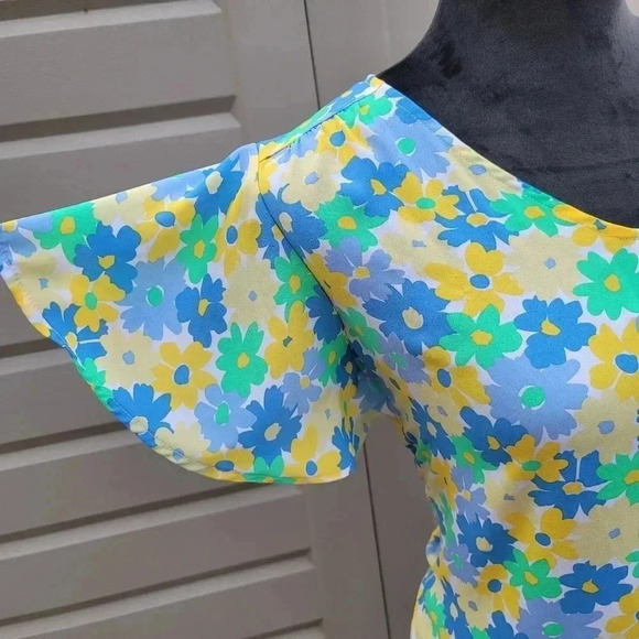 LOFT Womens Top Sz S Yellow Blue Green Floral Blouse Short Sleeve V-Neck Ruffle - Picture 5 of 8